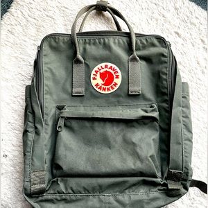 Fjallraven Kanken Backpack Graphite